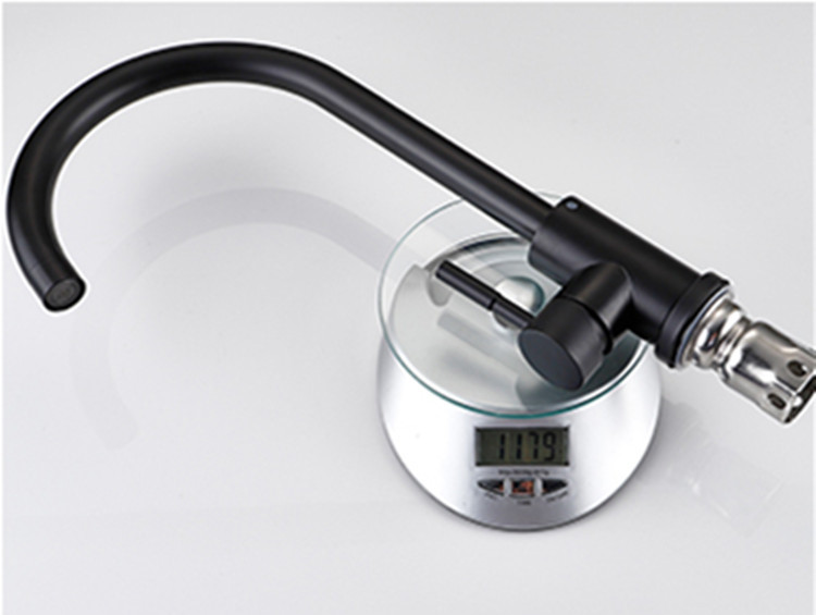 Vòi rửa bát, rửa chén nóng lạnh inox mạ đen GIORMANI VRB23 kèm dây cấp nước inox