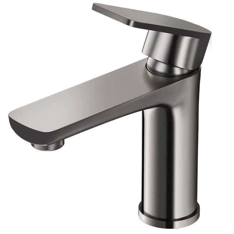 Vòi lavabo, vòi rửa mặt GIORMANI nóng lạnh mạ titian cao cấp SNL53 kèm đôi dây cấp inox