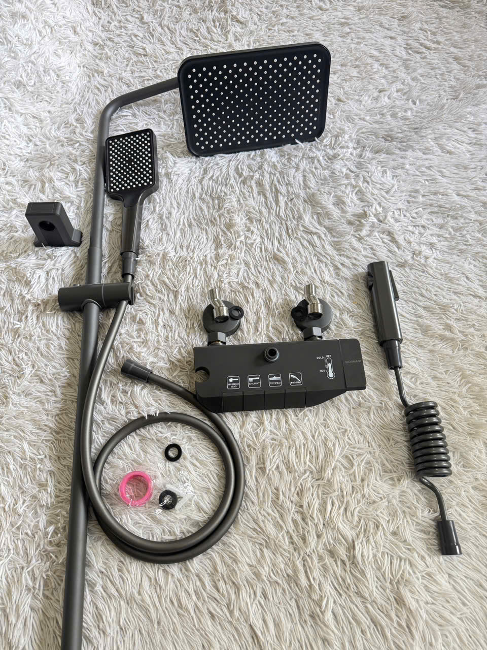 Bộ sen cây tắm phím đàn nóng lạnh mạ màu titan cao cấp GIORMANI SC38