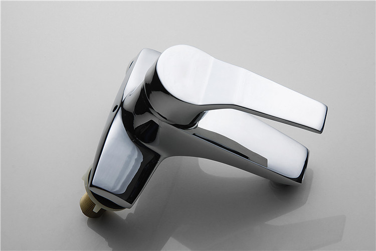 Vòi lavabo, vòi rửa mặt GIORMANI nóng lạnh cao cấp SNL27 kèm đôi dây cấp inox