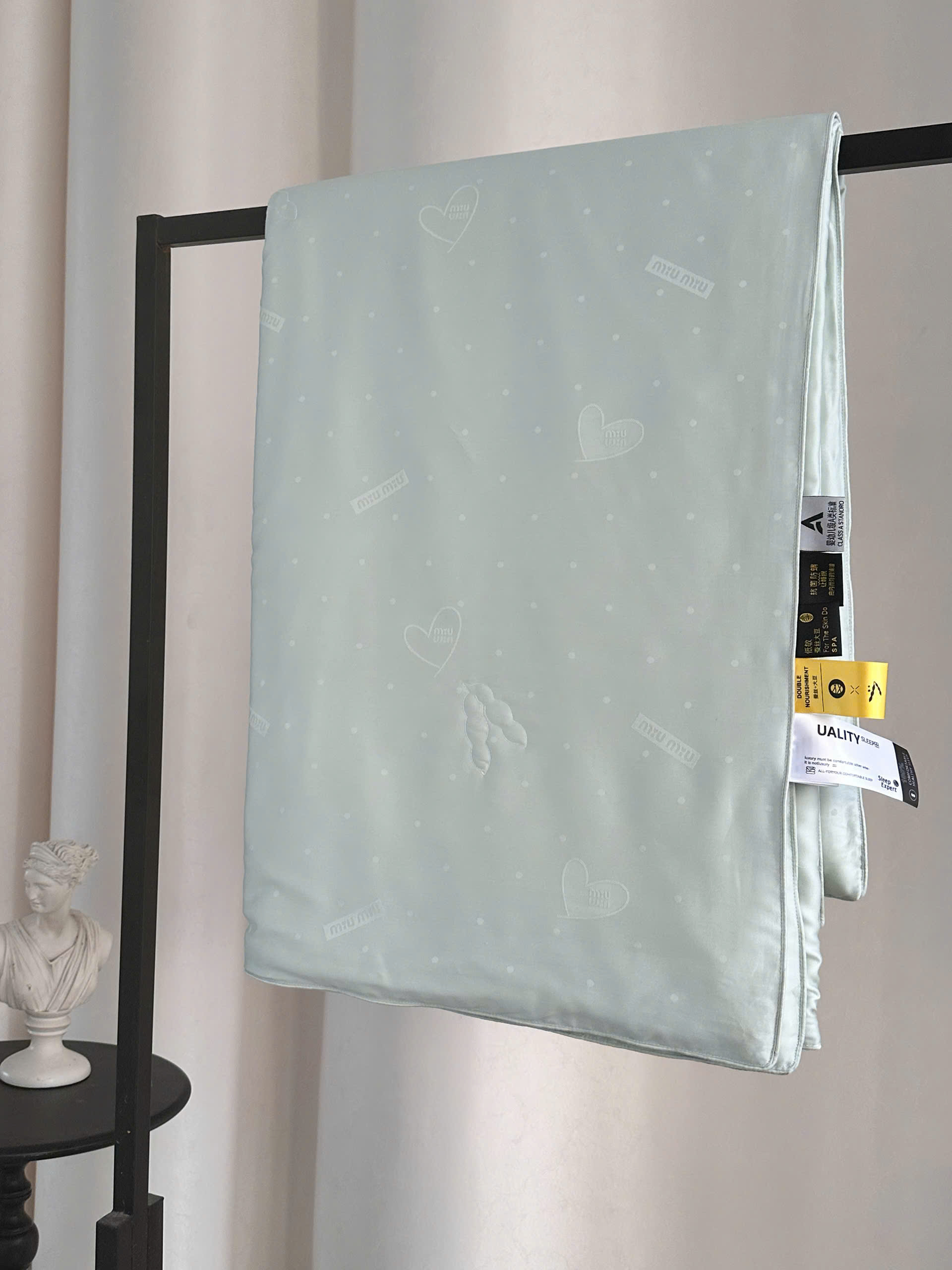 Chăn Tencel 60S vân chìm