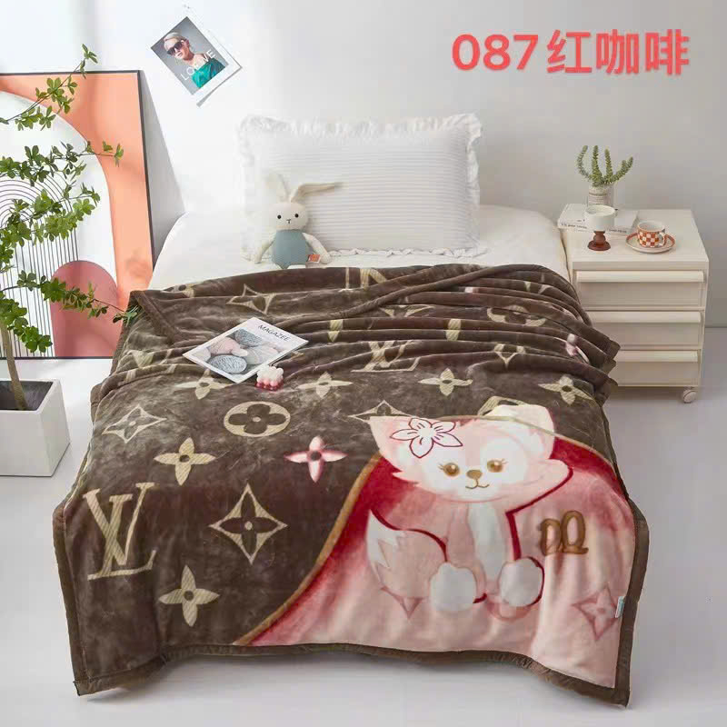 Chăn Siêu Tuyết Học Sinh 2kg, 1,5m x 2m – Nhẹ, Ấm, Màu Hot Sẵn Hàng