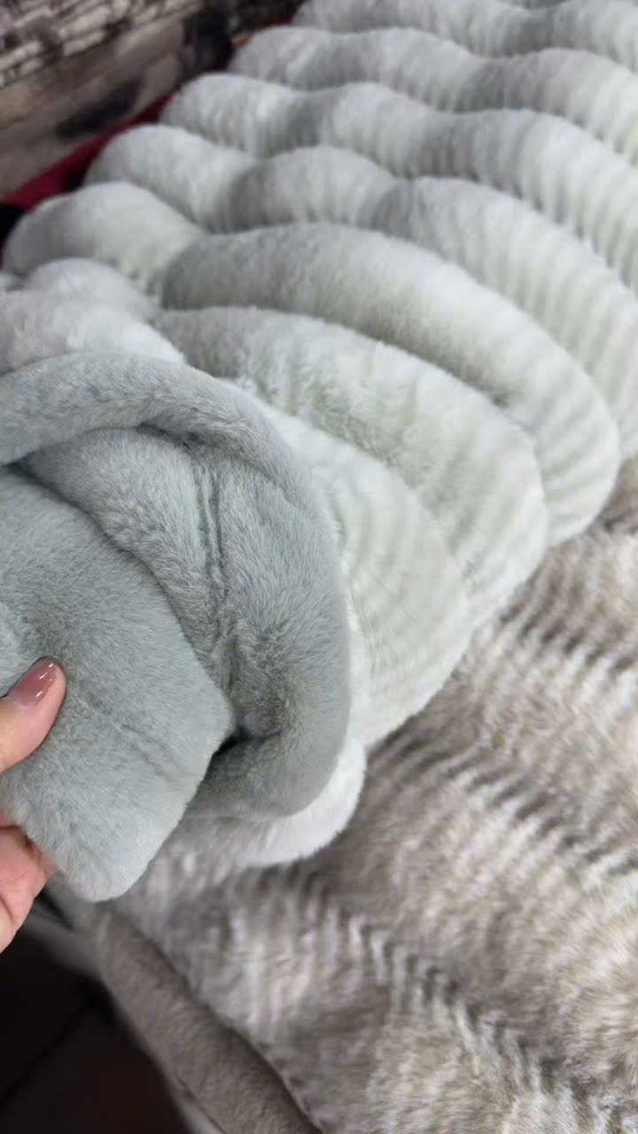 Chăn Hồ Ly Siêu Mềm 6kg – Ấm Áp Sang Trọng Cho Mùa Đông