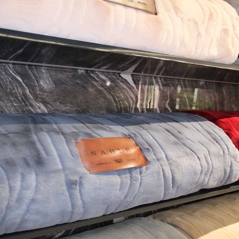 Chăn Lông Chồn Sable 5,6kg – Siêu Mềm, Sang Trọng Cho Mùa Đông