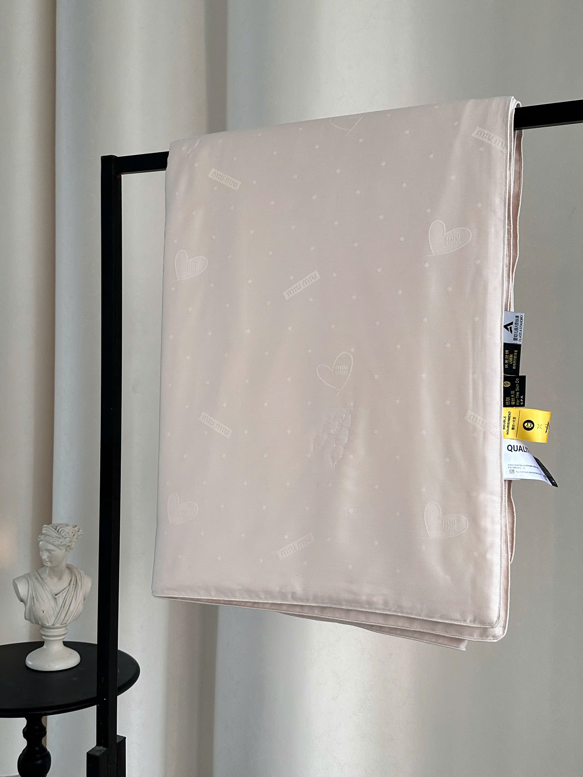 Chăn Tencel 60S vân chìm