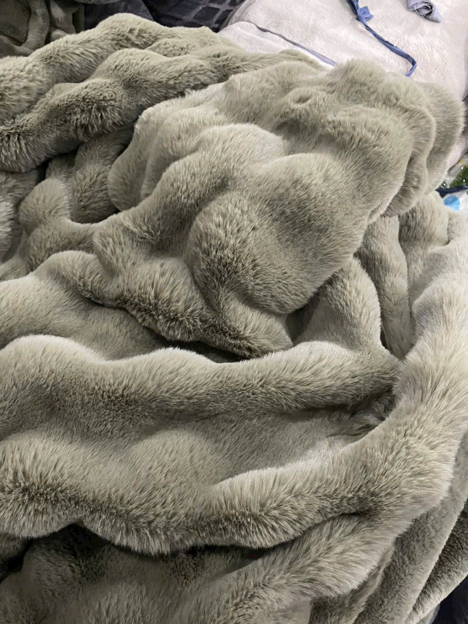 Chăn Cáo Hồ Ly 6kg – Siêu Mềm, Siêu Ấm Cho Mùa Đông