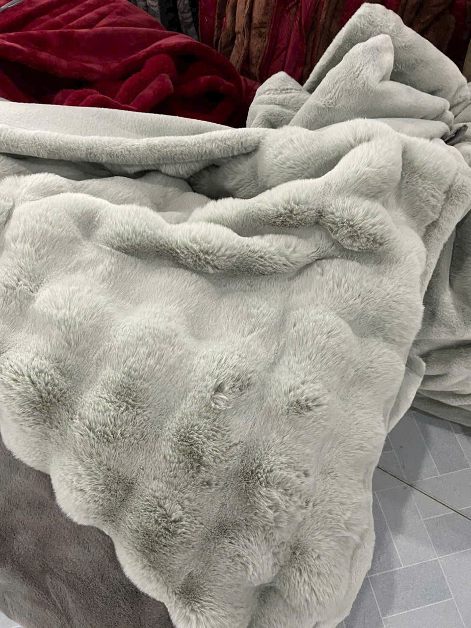 Chăn Cáo Hồ Ly 6kg – Siêu Mềm, Siêu Ấm Cho Mùa Đông