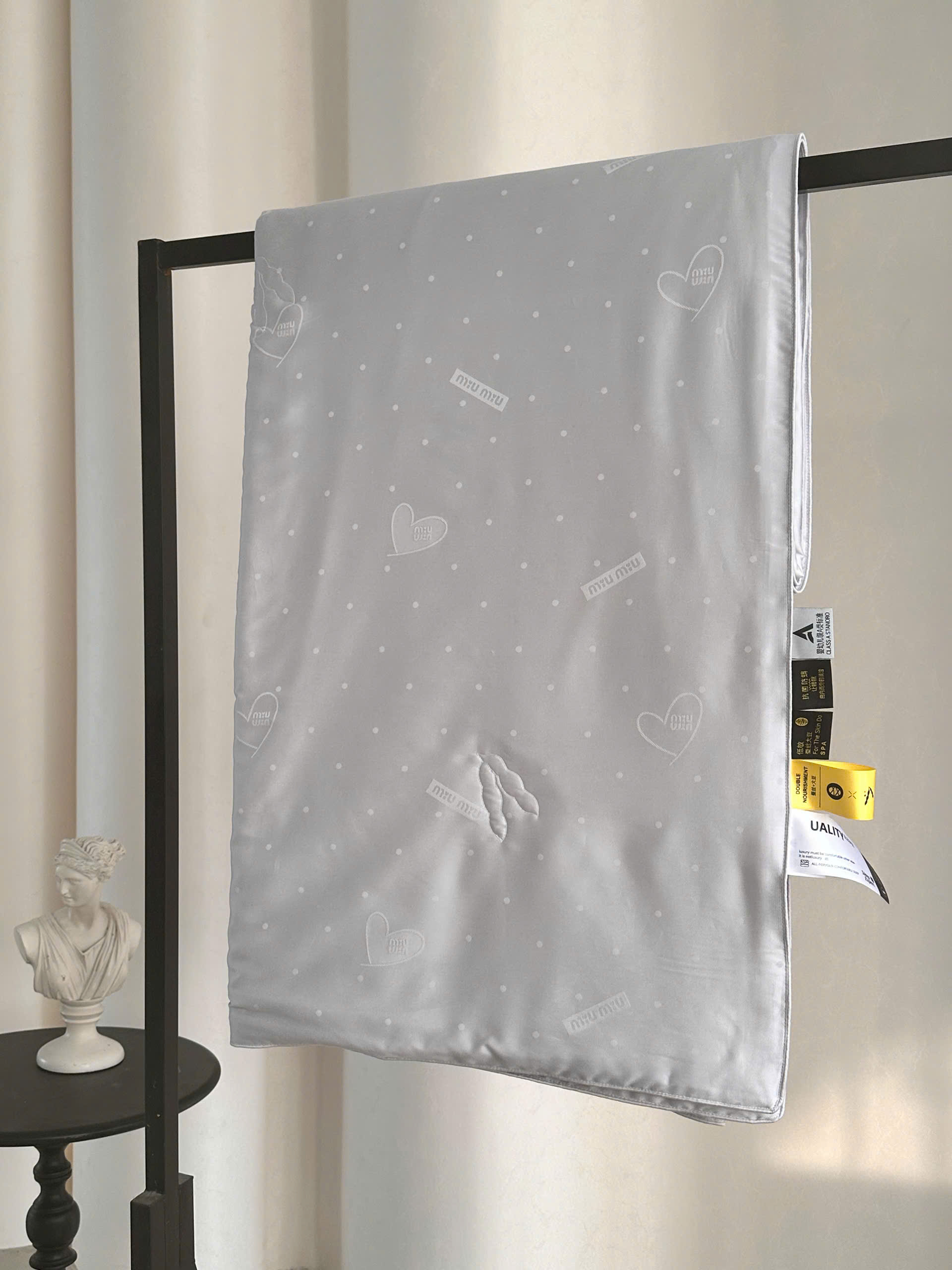 Chăn Tencel 60S vân chìm