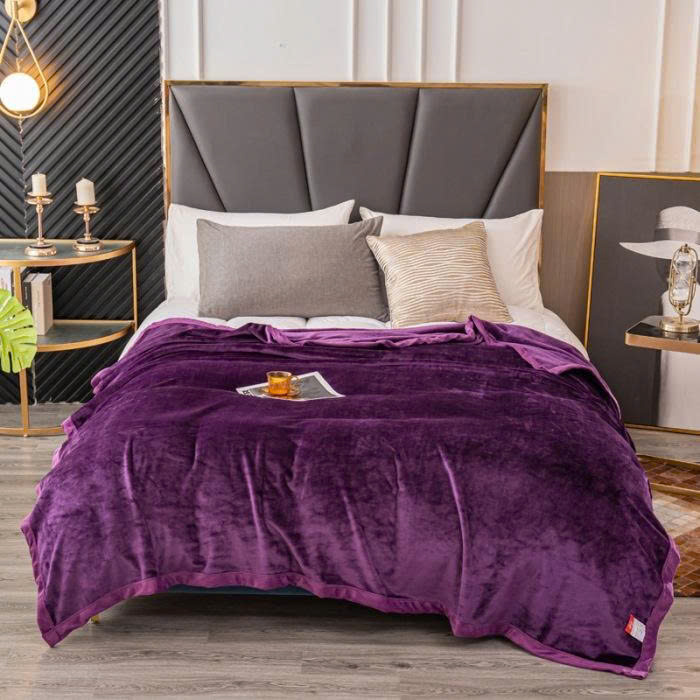 Chăn Lông Thỏ Xuất Nhật – Mềm Mịn, Sang Trọng, Giữ Ấm Hoàn Hảo