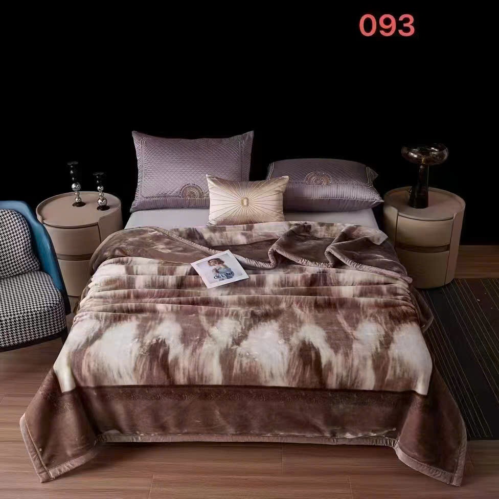 Chăn Siêu Tuyết 4KG – Nhẹ, Mềm, Giữ Ấm Tốt Cho Mọi Gia Đình