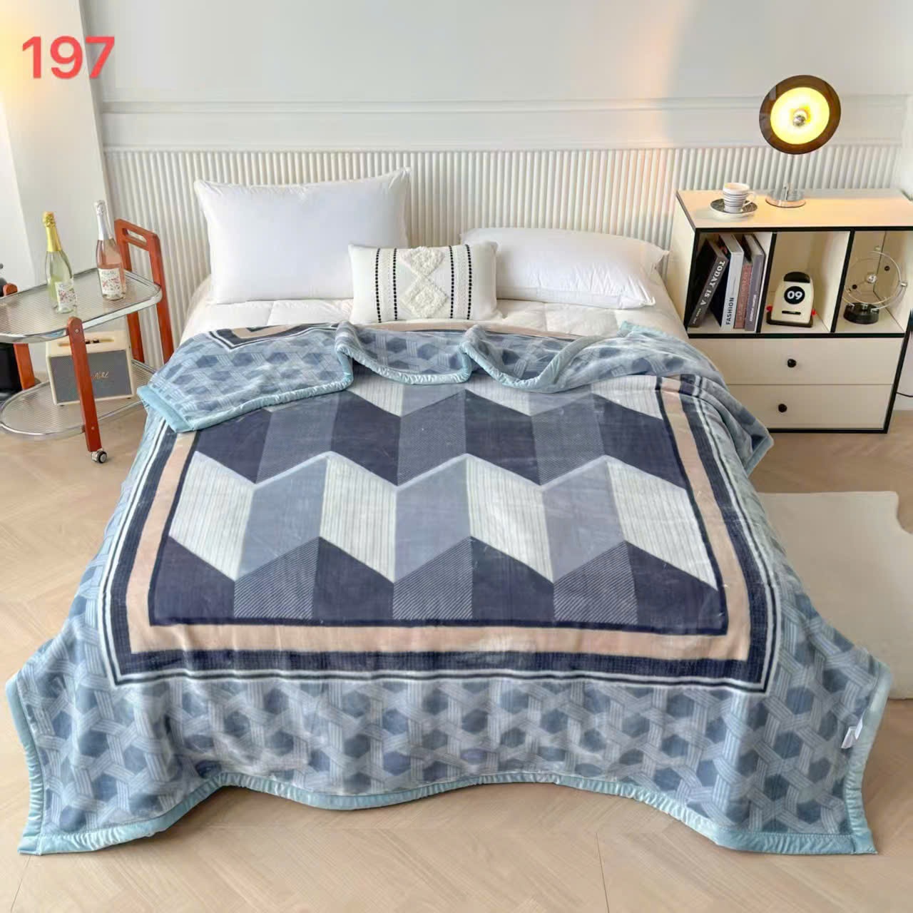 Chăn Siêu Tuyết 4KG – Nhẹ, Mềm, Giữ Ấm Tốt Cho Mọi Gia Đình