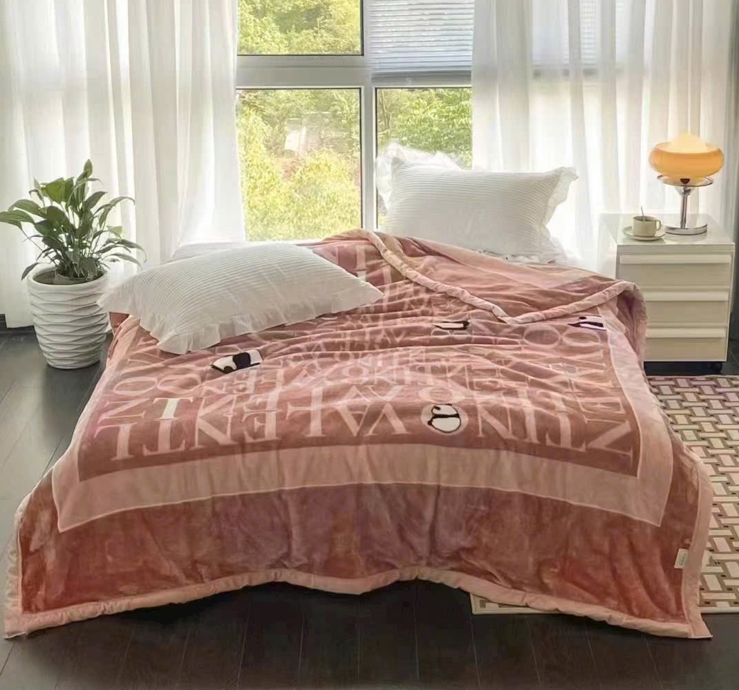 Chăn Siêu Tuyết 3KG – Nhẹ, Mềm Mịn, Phù Hợp Mọi Thời Tiết