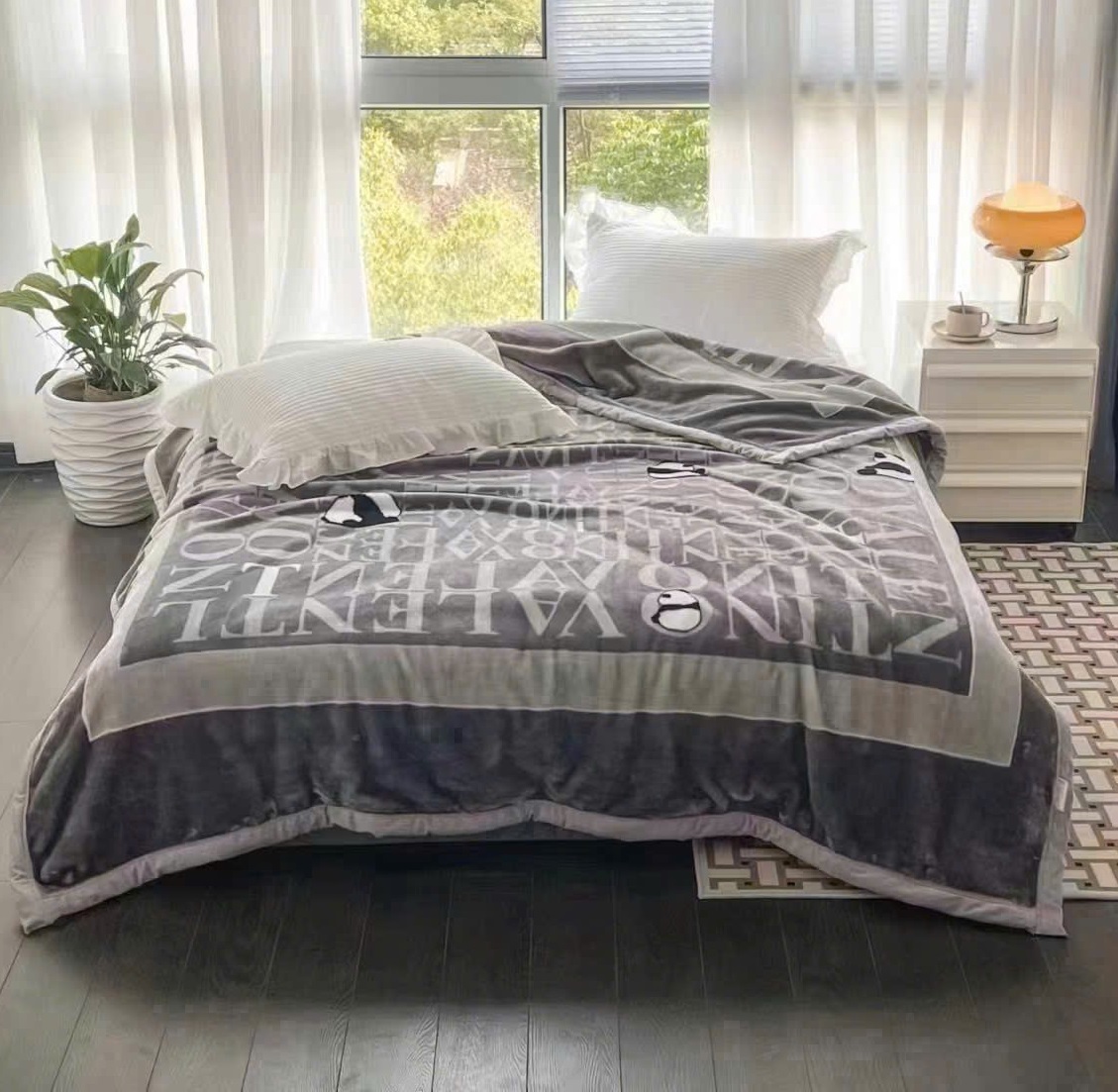 Chăn Siêu Tuyết 3KG – Nhẹ, Mềm Mịn, Phù Hợp Mọi Thời Tiết