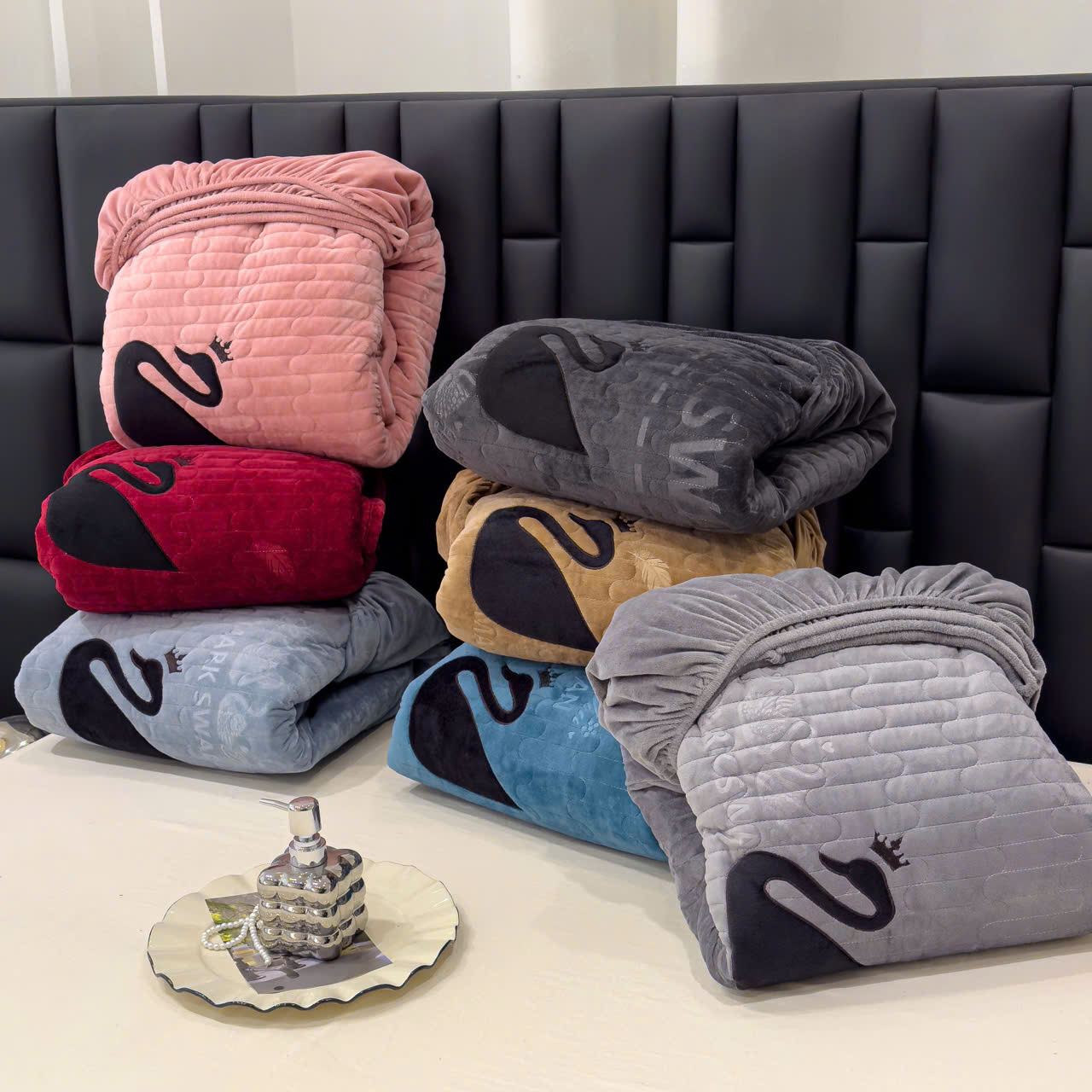 Bộ Ga Gối Nỉ Nhung 3 Món Cao Cấp – Mịn Mướt, Sang Trọng, Giá Cực Hấp Dẫn