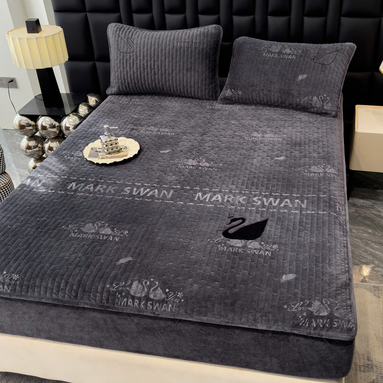 Bộ Ga Gối Nỉ Nhung 3 Món Cao Cấp – Mịn Mướt, Sang Trọng, Giá Cực Hấp Dẫn