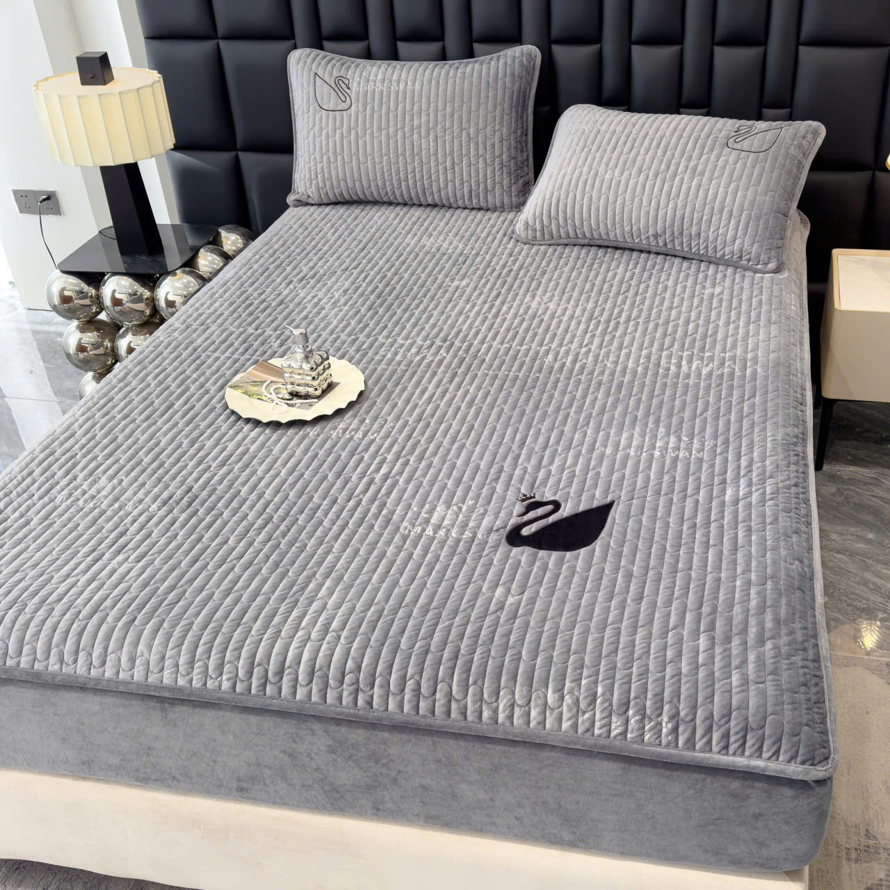 Bộ Ga Gối Nỉ Nhung 3 Món Cao Cấp – Mịn Mướt, Sang Trọng, Giá Cực Hấp Dẫn