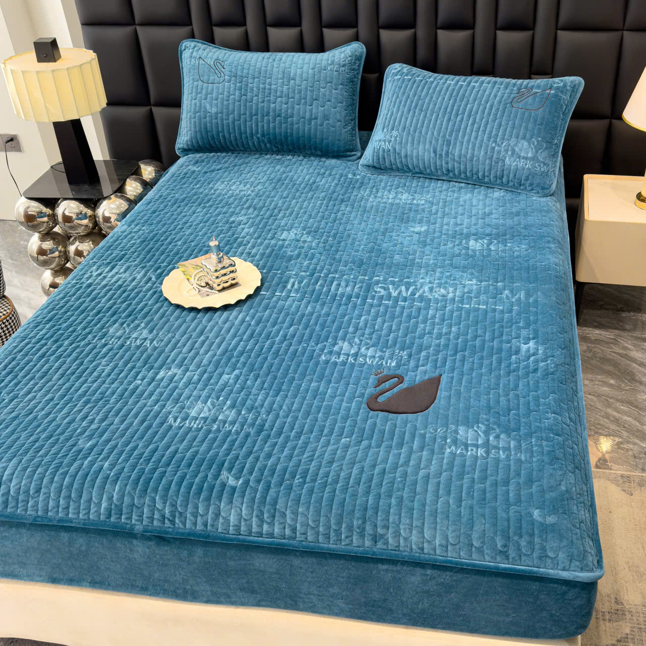 Bộ Ga Gối Nỉ Nhung 3 Món Cao Cấp – Mịn Mướt, Sang Trọng, Giá Cực Hấp Dẫn