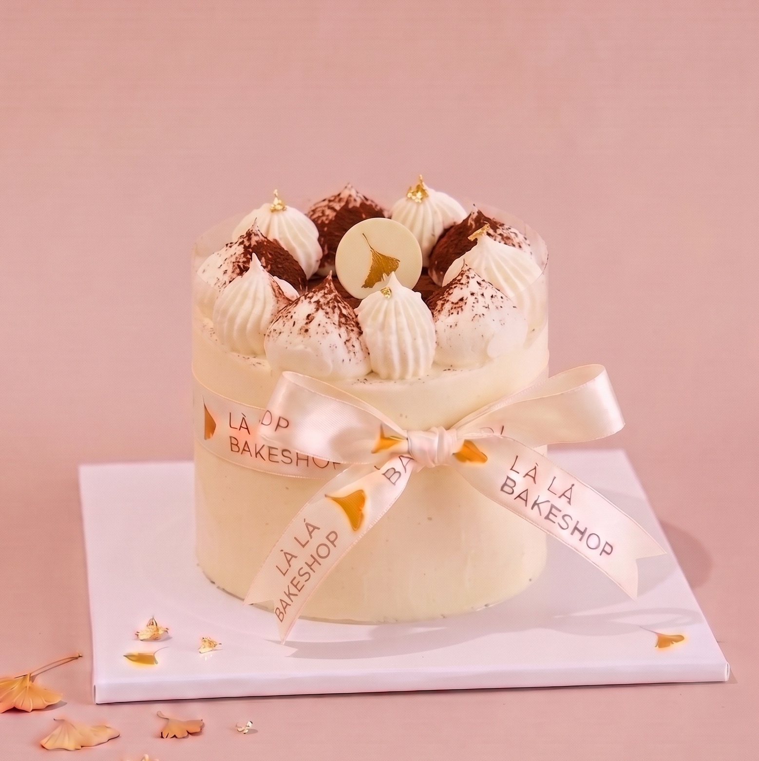 Bánh Sinh Nhật Tiramisu Cà Phê Việt 10cm - Vietnamese Coffee Tiramisu Birhtday Cake 10cm