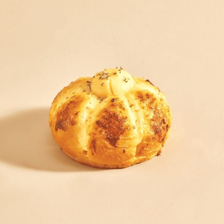 Bun Bơ Tỏi Phô Mai - Butter Garlic Cream Cheese Bun