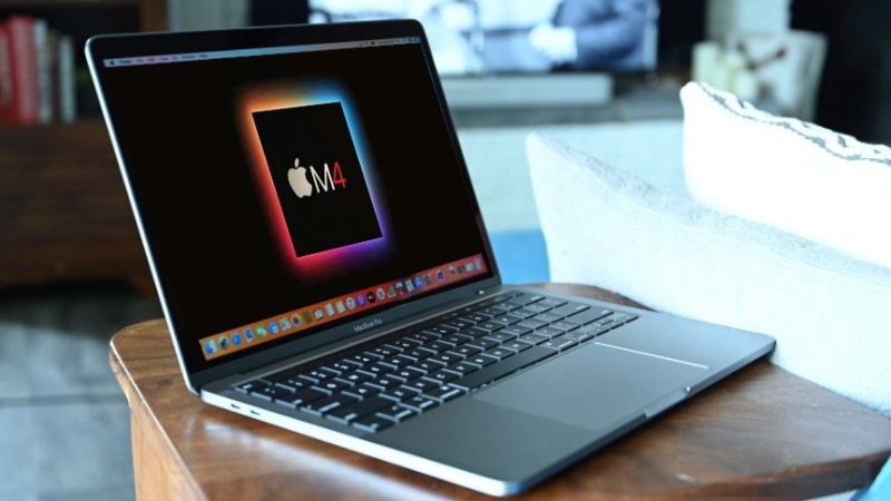 Đánh Giá Apple MacBook Pro M4: Nhanh Hơn, Nhưng Có Đáng Nâng Cấp?