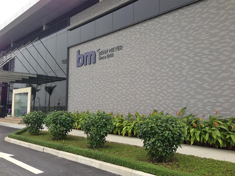 SOLAR CẦN THƠ CÙNG ĐỐI TÁC THI CÔNG DỰ ÁN ĐIỆN MẶT TRỜI ÁP MÁI 100KWP TẠI KCN VISIP BÌNH DƯƠNG