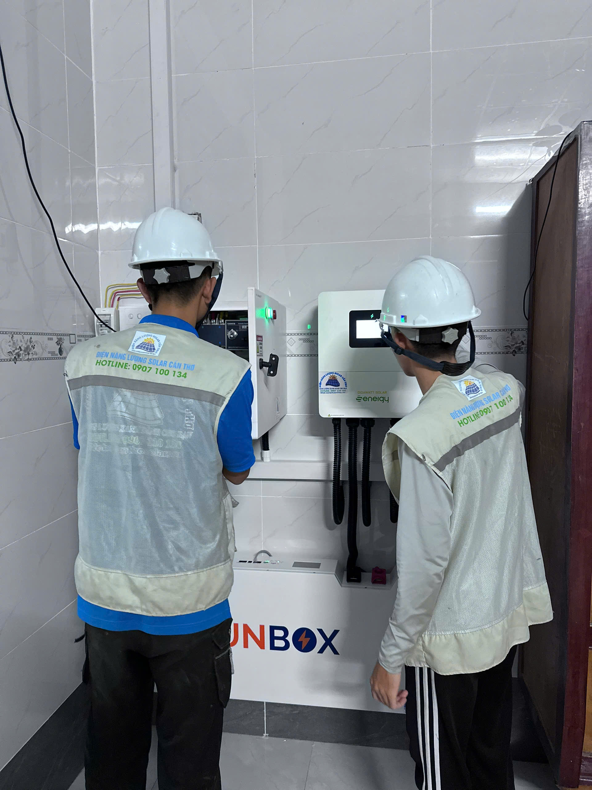 SOLAR CẦN THƠ ĐỒNG HÀNH CÙNG CHỈ THỊ 10/CT-TTg: HOÀN THÀNH HỆ THỐNG HYBRID TẠI TÂN PHƯỚC HƯNG, HẬU GIANG
