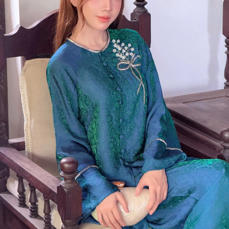 Bộ Áo Bà Ba Nữ Tằm Hoa Cao Cấp Đính Hoa Thanh Lịch, Quần Ống Rộng Mặc Tết, Đi Lễ Mirilik
