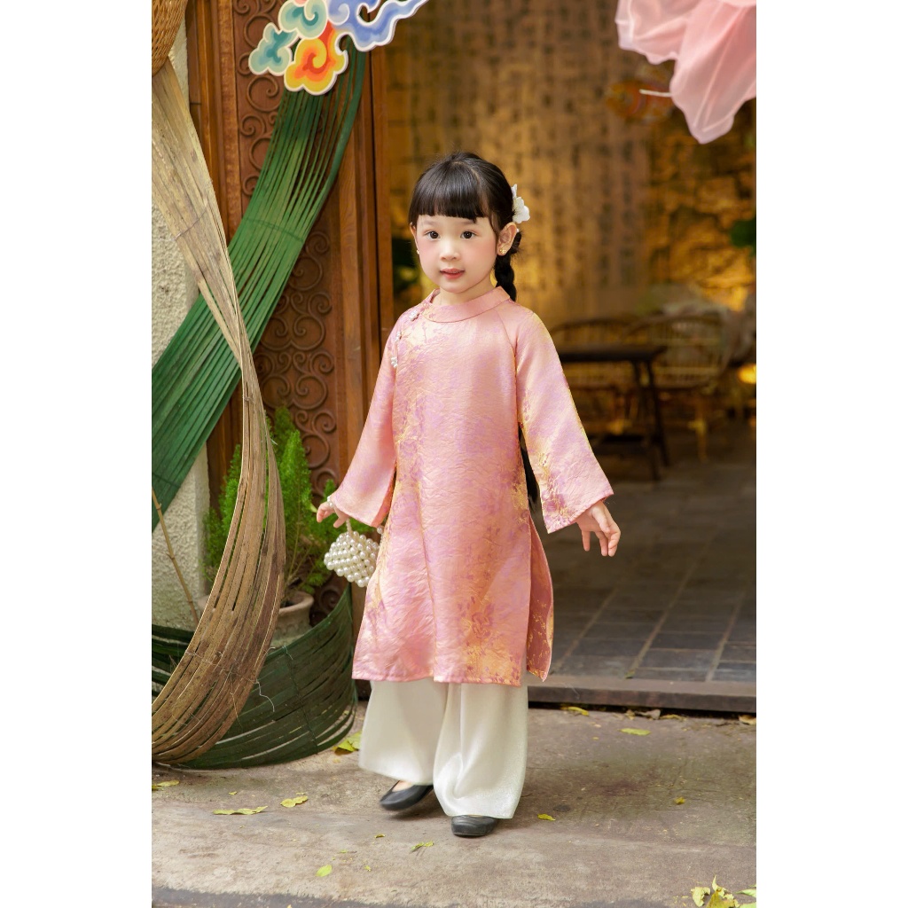 Áo Dài VÂN THƯ Mẹ Và Bé Áo Dài Gấm Lụa Cao Cấp Set Gia Đình Truyền Thống Mặc Tết Chụp Ảnh Yuripromax