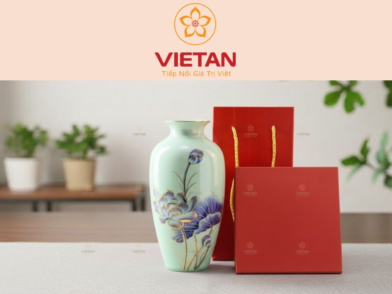 bình hoa sen quà tặng kỷ niệm thành lập doanh nghiệp