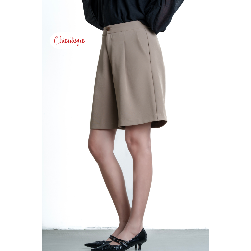 Quần short nữ thiết kế Chicatique Morgan dáng suông ống rộng phong cách Hàn Quốc chất vải Carolan cao cấp