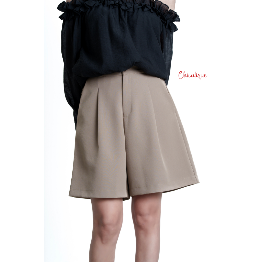 Quần short nữ thiết kế Chicatique Morgan dáng suông ống rộng phong cách Hàn Quốc chất vải Carolan cao cấp