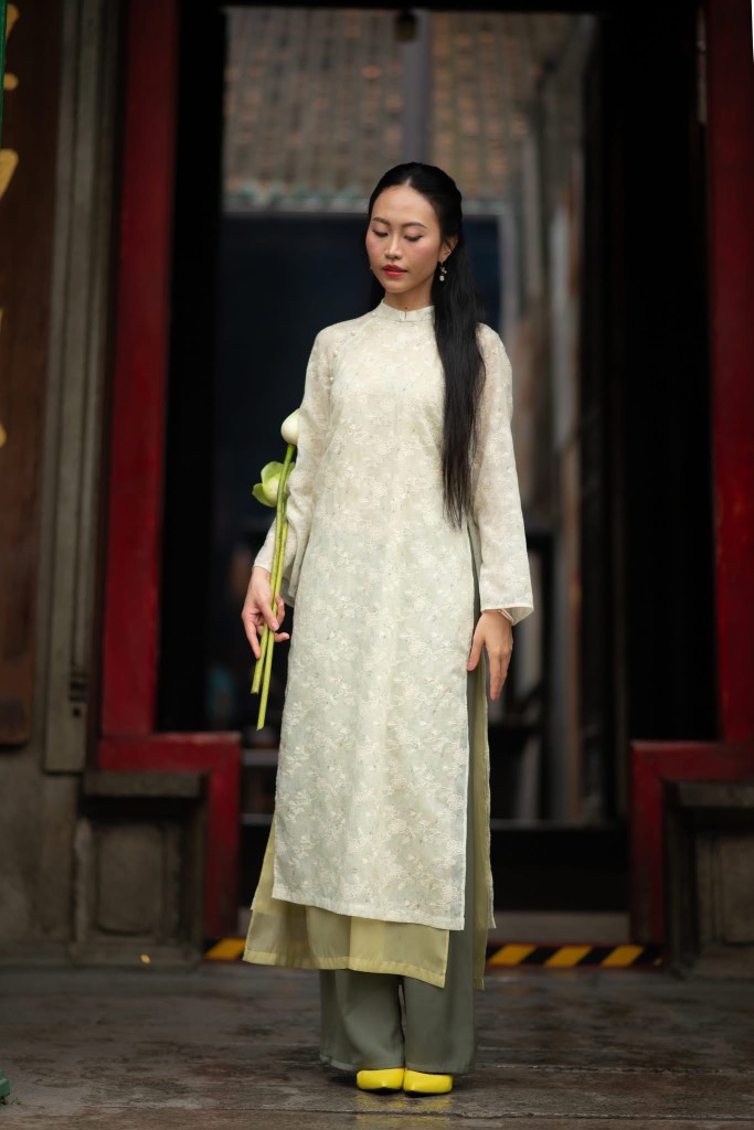 Set áo dài nữ Chicatique An Viên lụa Ngọc Trai mềm mượt form chuẩn dự tiệc Lễ Tết