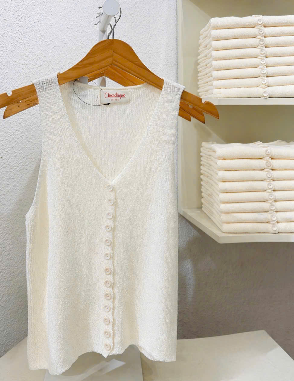 Áo dệt kim CHICATIQUE Erin nút cài basic thanh lịch