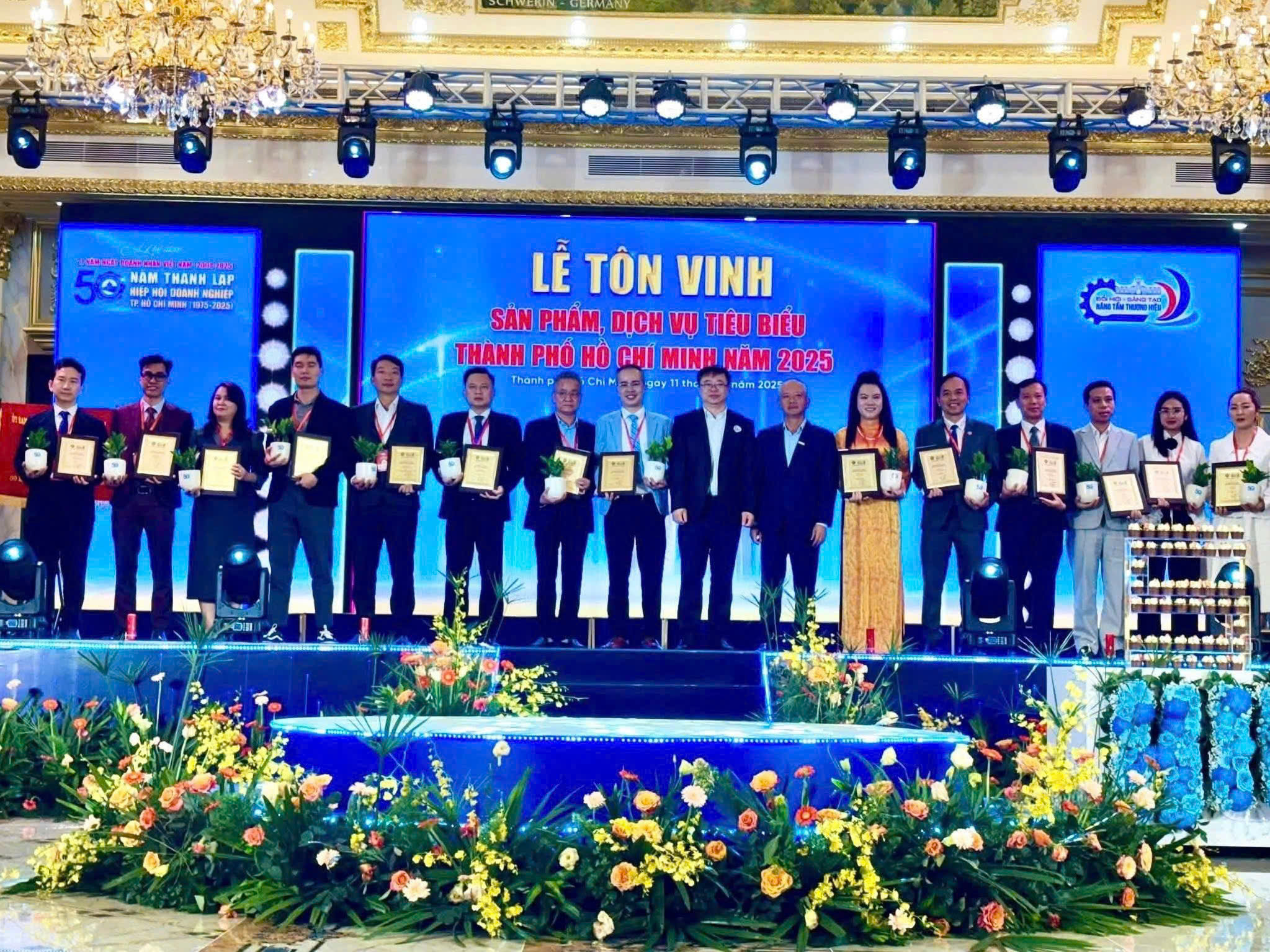 Việt Tín được ghi nhận “Sản phẩm dịch vụ tiêu biểu Thành phố Hồ Chí Minh năm 2025