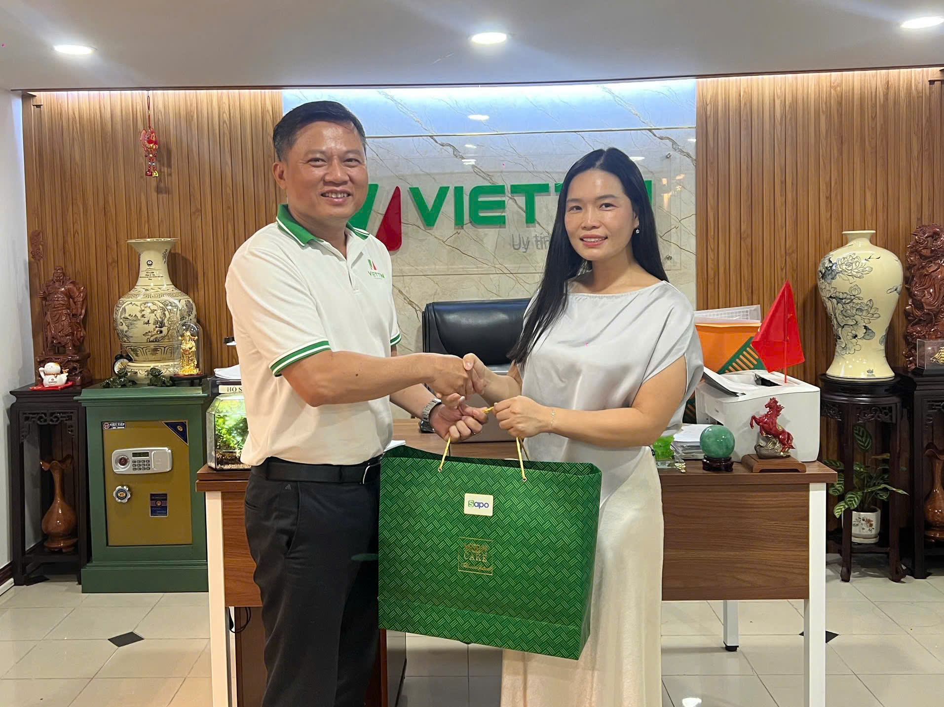 Việt Tín & SAPO gặp gỡ, trao đổi kế hoạch hợp
