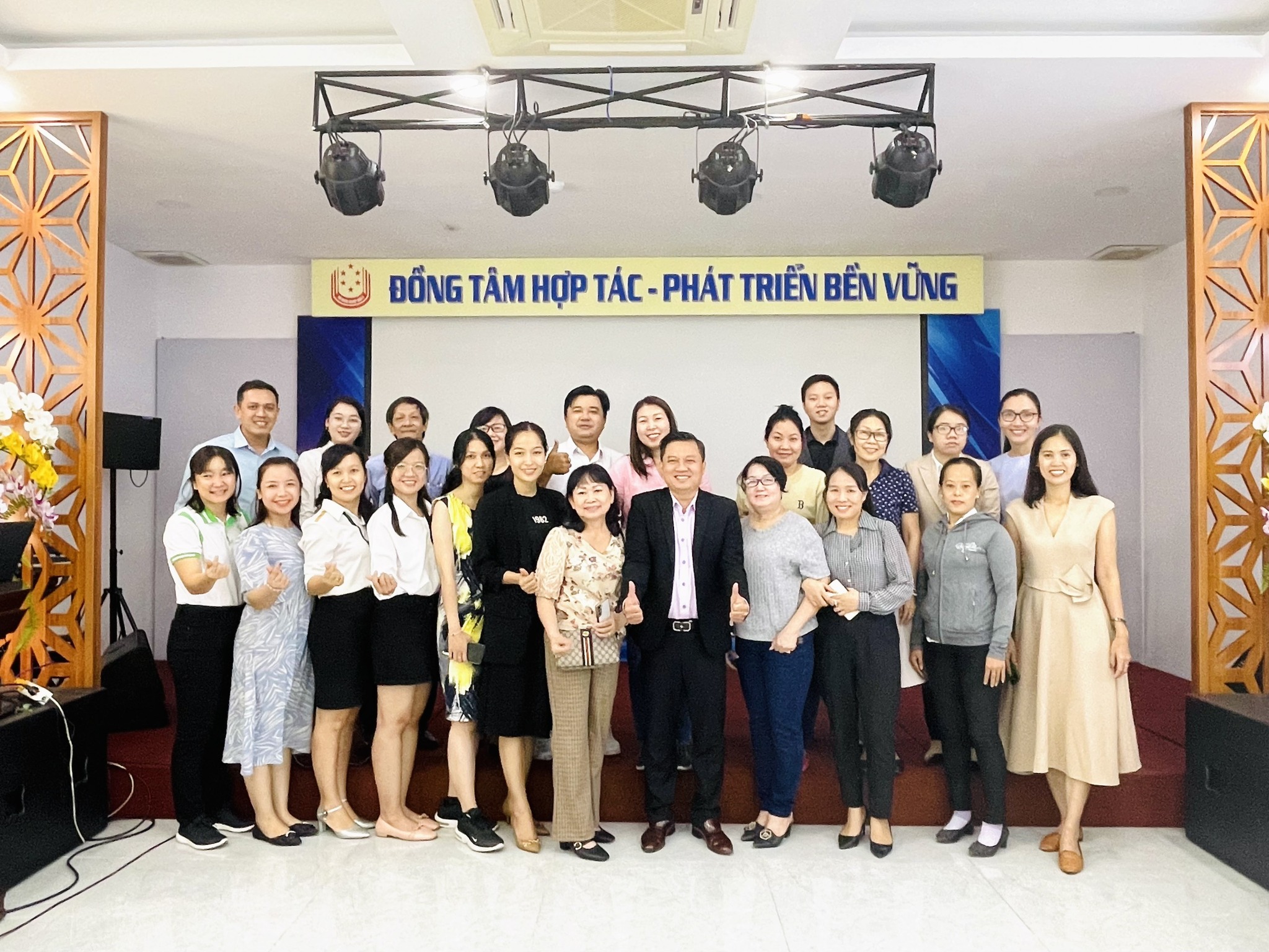 CHUYÊN ĐỀ THÁNG 3/2023 “HƯỚNG DẪN LẬP BCTC & QUYẾT TOÁN THUẾ NĂM 2022”