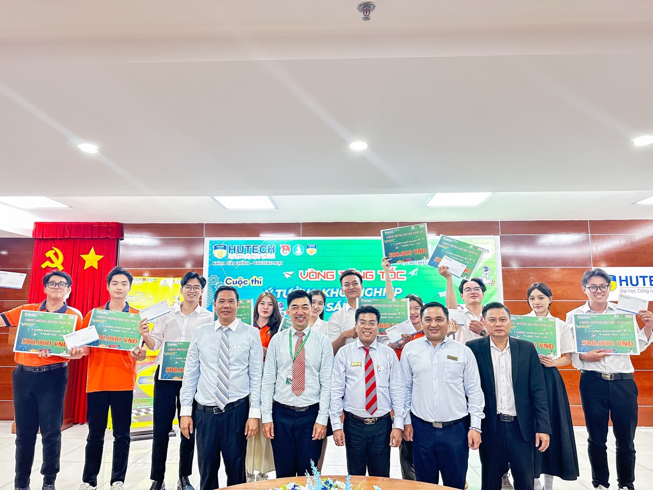 Việt Tín Đồng Hành Cùng Cuộc Thi “Ý Tưởng Khởi Nghiệp – Sáng Tạo Sinh Viên HUTECH”