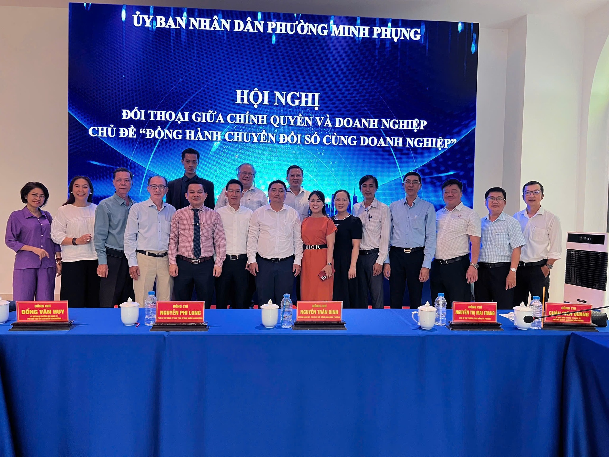 Việt Tín tham gia ngày Hôi 