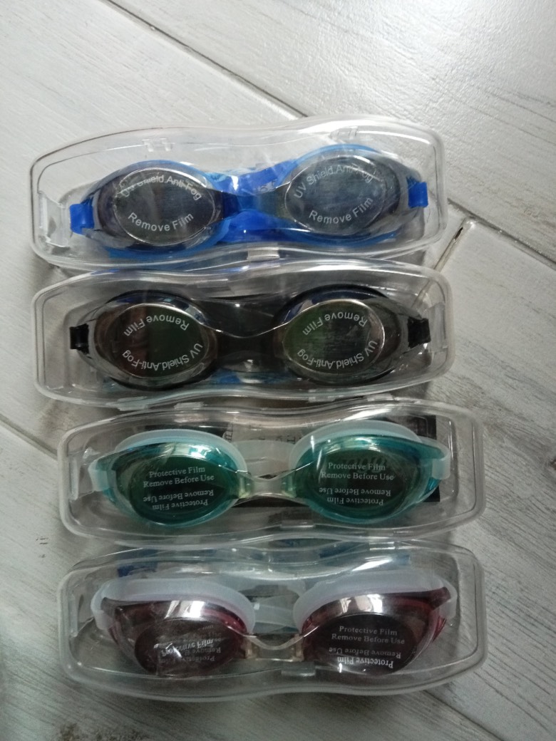 Kính bơi G1100M chống sương mù, dây đeo và miếng đệm 100% silicon, kính tráng gương, có nút tai  (1T*12H*12C) TNECHO