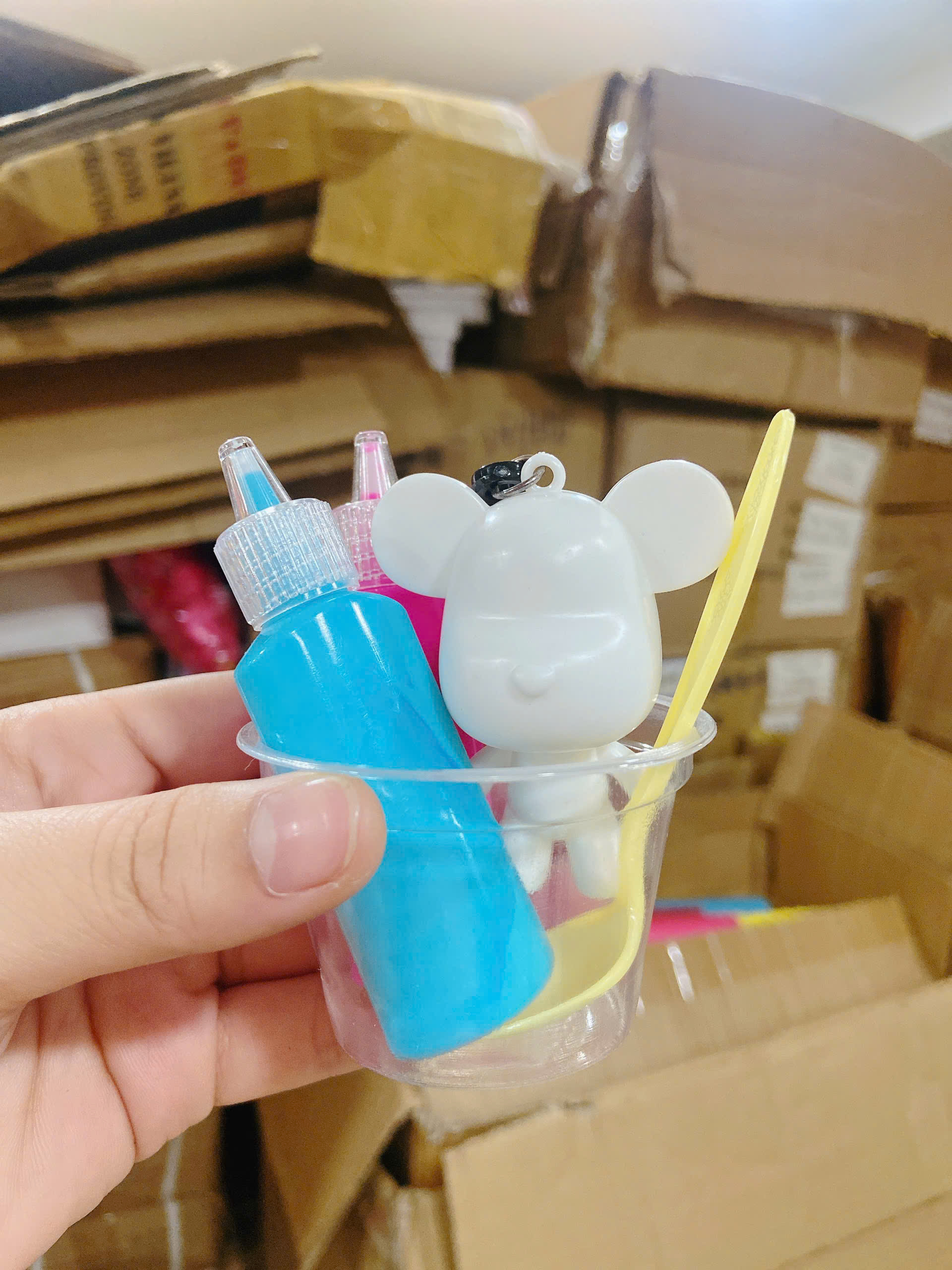 Đồ chơi đổ màu gấu bearick, thiết kế làm móc chìa khoá ( 1T*360B )