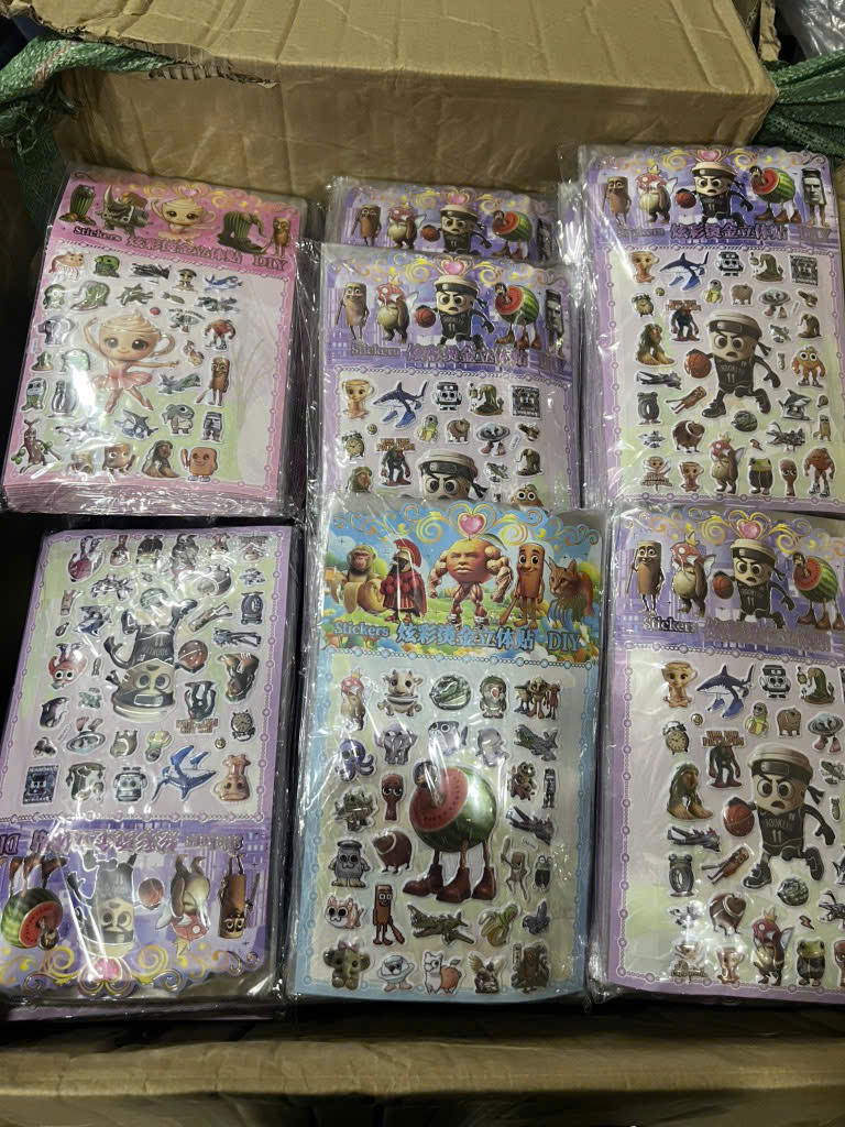 Hình dán (Sticker) - LAA - hồng (1T*300B*10V)