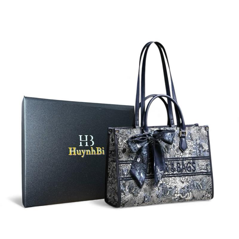 Q9_Túi Tote Nữ Da Bò Hoạ Tiết Thêu, Có Dây Đeo Vai Kích Thước 35x26x13 Kèm Hộp Xịn- HuynhBi Bag