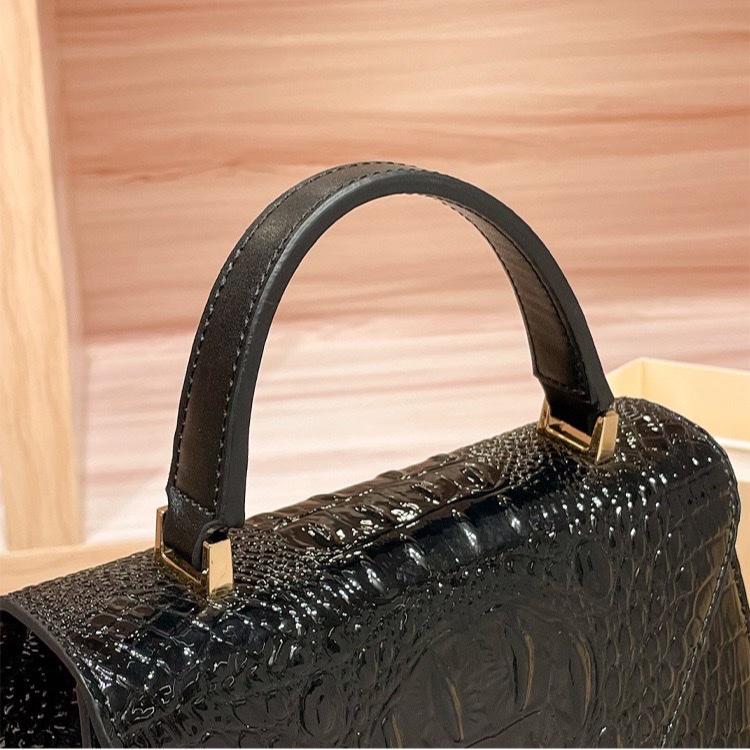 L8_Túi Xách Da Bò Hoạ Tiết Cá Sấu, Kích Thước 25x20x10 Kèm Hộp Bag Nữ Kem
