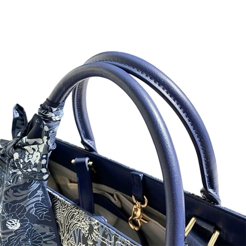 Q9_Túi Tote Nữ Da Bò Hoạ Tiết Thêu, Có Dây Đeo Vai Kích Thước 35x26x13 Kèm Hộp Xịn- HuynhBi Bag
