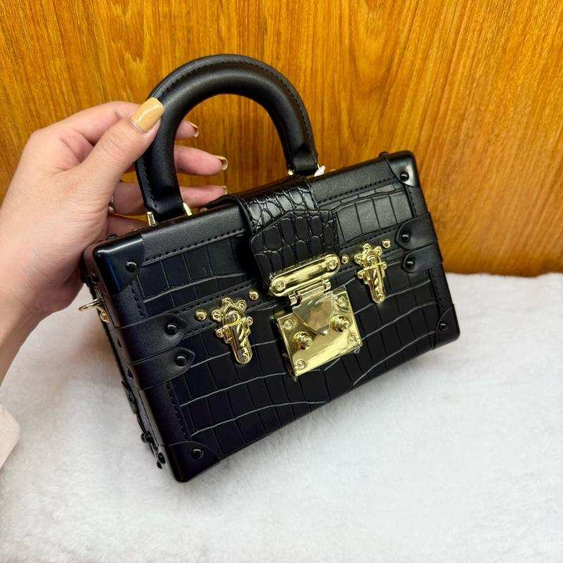 E8_Túi Cốp Nữ Chữ Nhật Da Bò Sang Chảnh Kích thướt 20cm Bag Cốp Vuông Kem