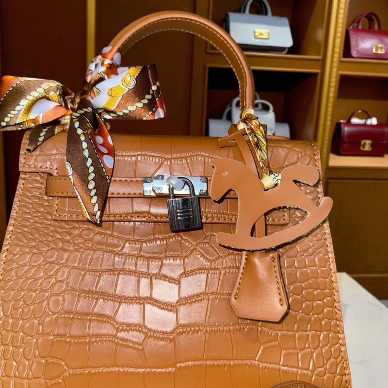M6_Túi Xách Kelly Da Bò Thật, Kích thước 25cm, Có Hộp Cao Cấp Làm Quà Tặng HuynhBi Luxuru