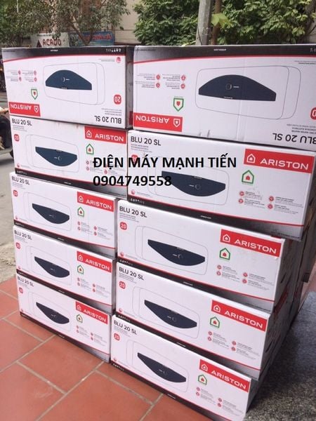 Máy nước nóng Ariston Slim3 20R - 20 lít