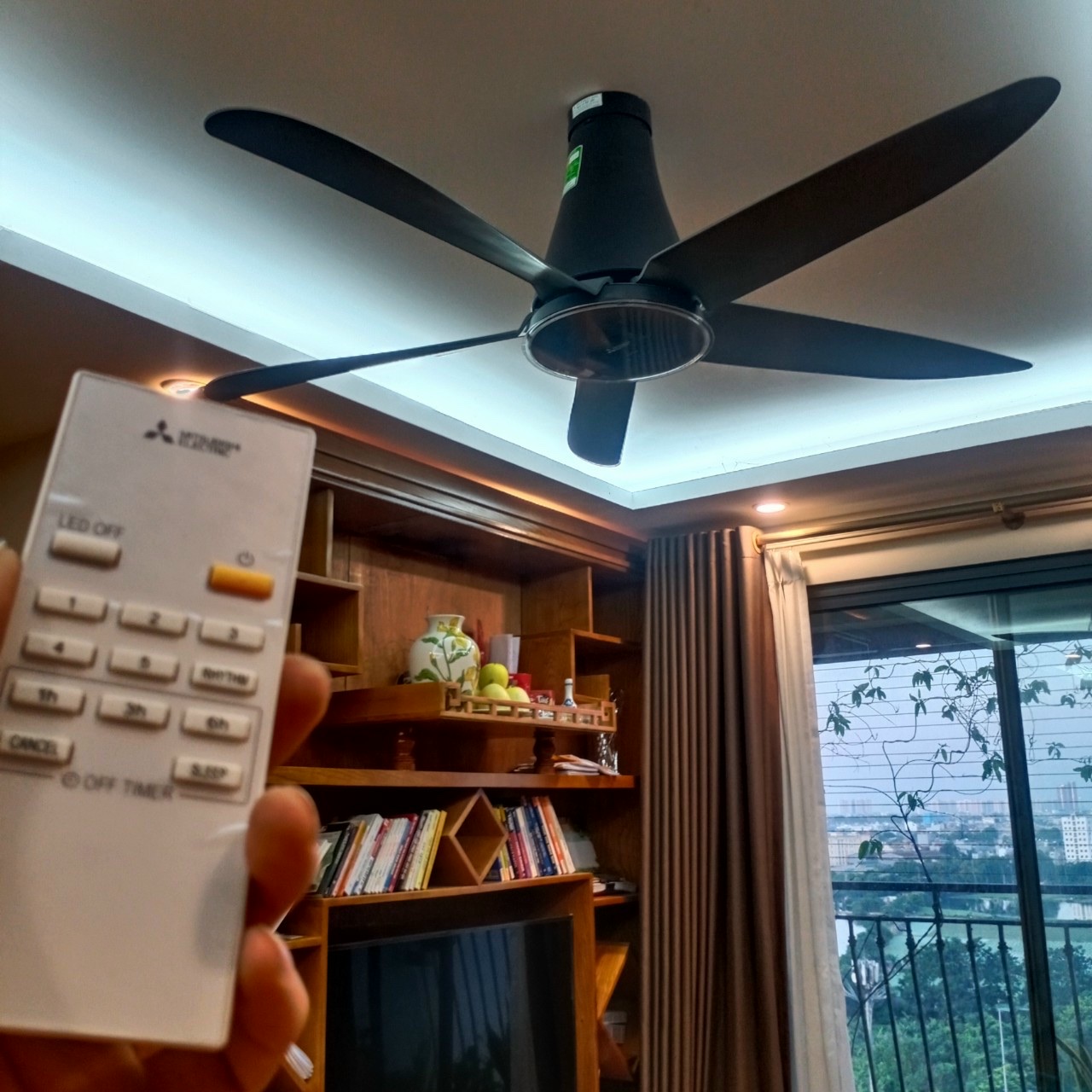 Quạt trần 5 cánh Mitsubishi C56-RW5