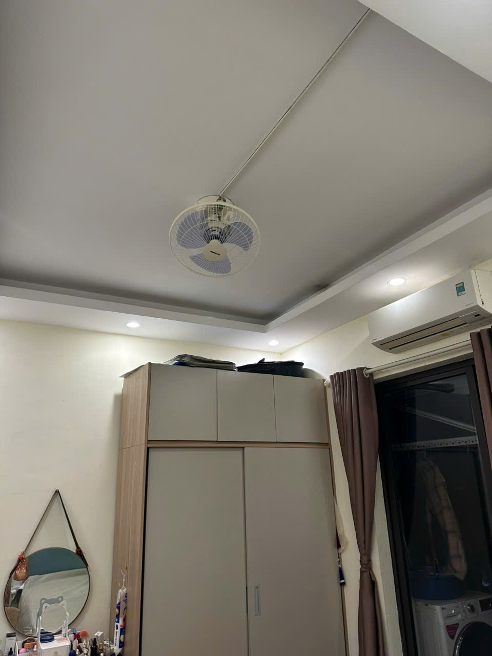 Quạt Đảo Có remote Nanoco NOF1651RC (GR-màu ghi/BE-màu be)