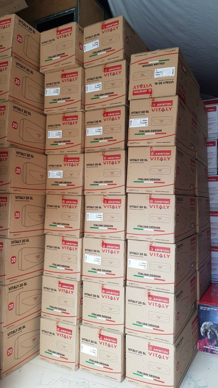 Bình nóng lạnh Ariston chống giật VITALY 20SL 20 lít